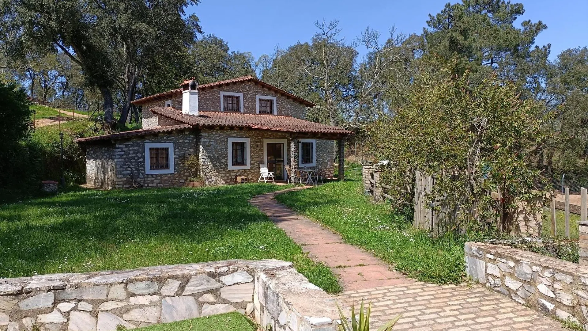 Las Mariquitas Fuenteheridos Holiday home